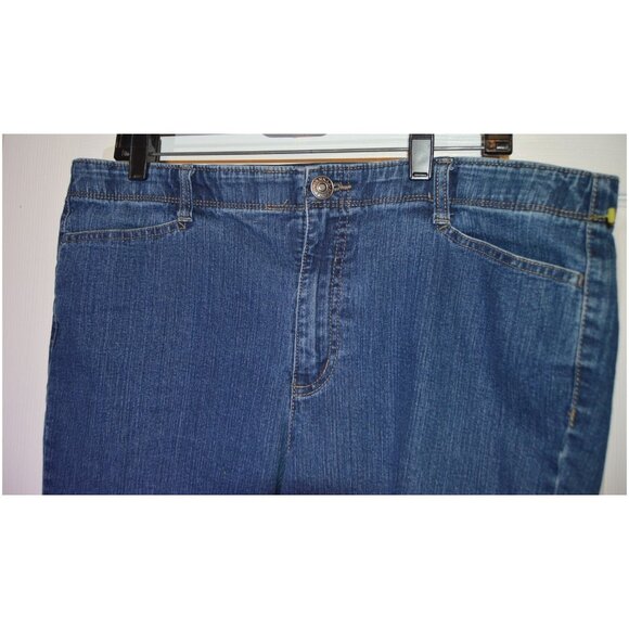 Hannah Women's Denim Blue Jeans Pants Size 16 Capri Length - Picture 2 of 6
